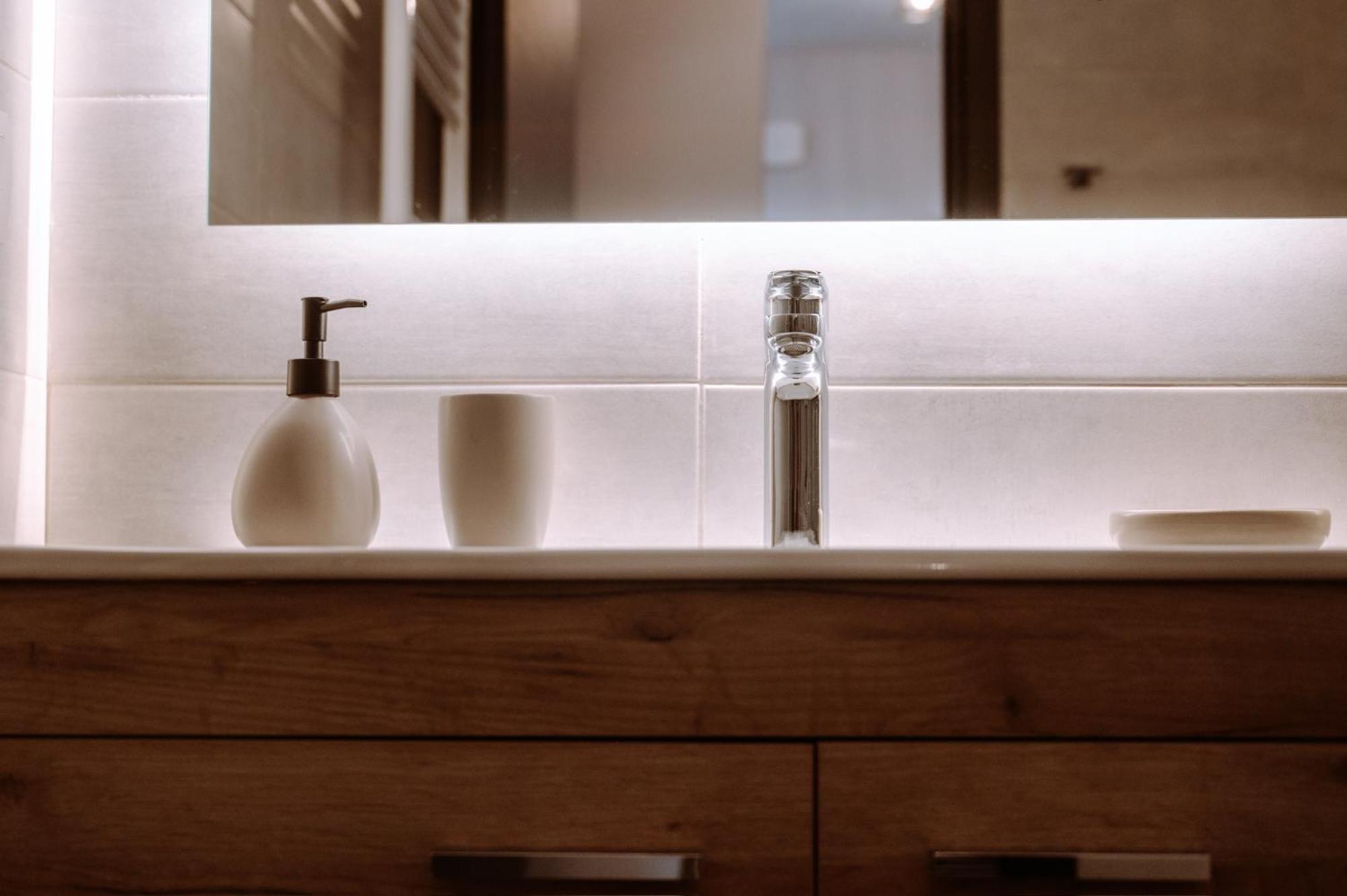 Louisa Luxury Apartments 프레베자 외부 사진